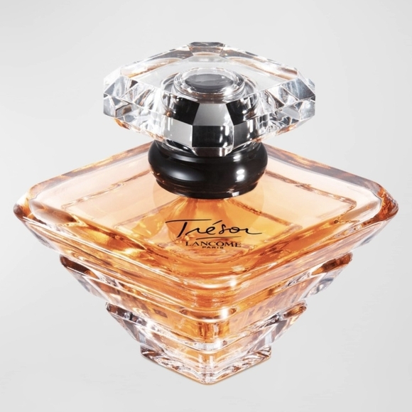 Lancome Tresor EAU De Parfum in Warm Amber - Picture 2 of 4
